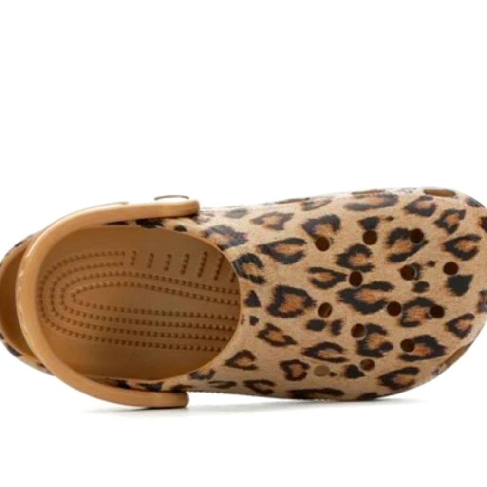 Womens Leopard Crocs